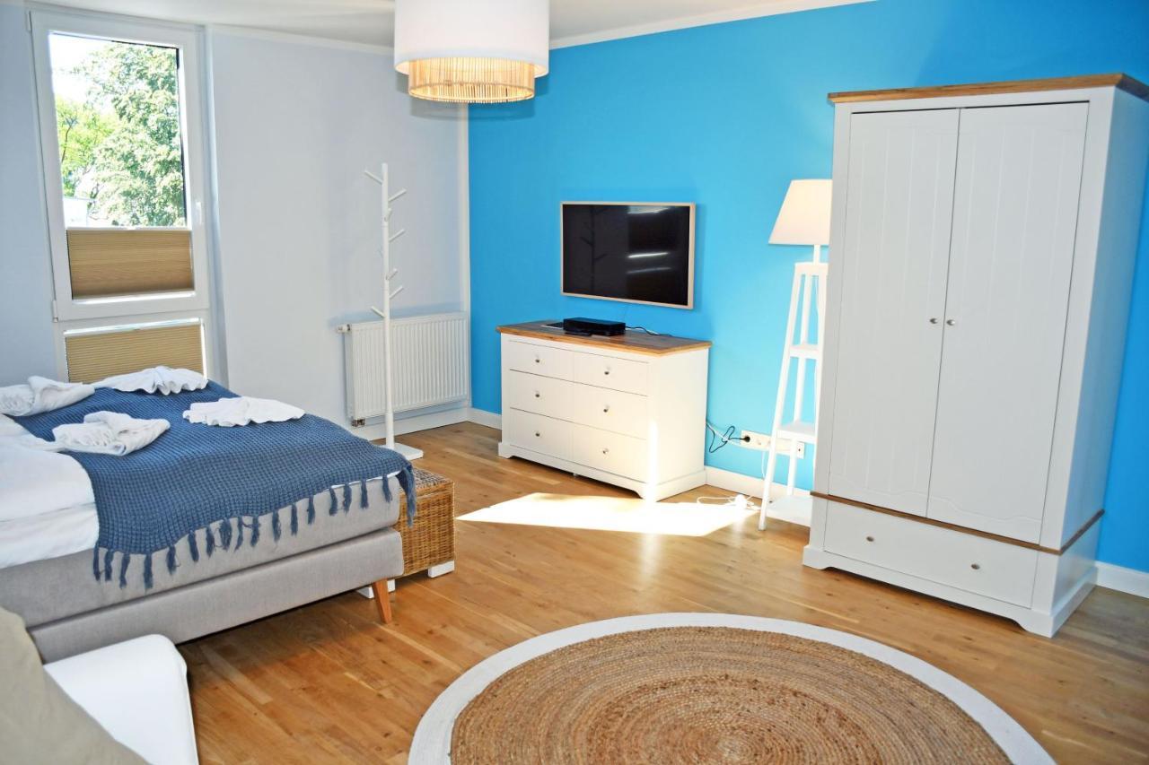 Schoene Ferienwohnungen Mit Kamin Im Ostseebad Sellin エクステリア 写真
