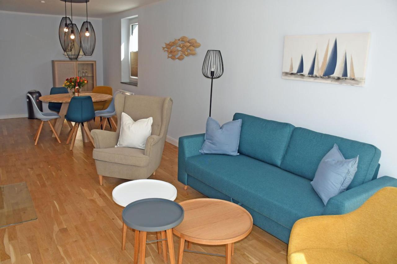 Schoene Ferienwohnungen Mit Kamin Im Ostseebad Sellin エクステリア 写真